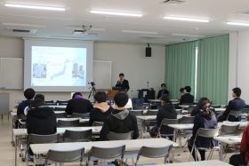 地域企業特別講義（１年生対象） (2)