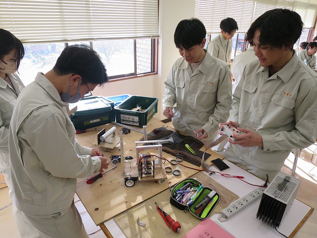 電子制御工学科